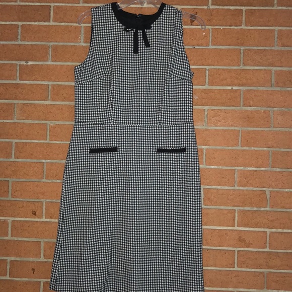 🖤TALBOTS🖤 TIPPED TIE NECK DRESS - HOUNDSTOOTH🖤 - Picture 4 of 9